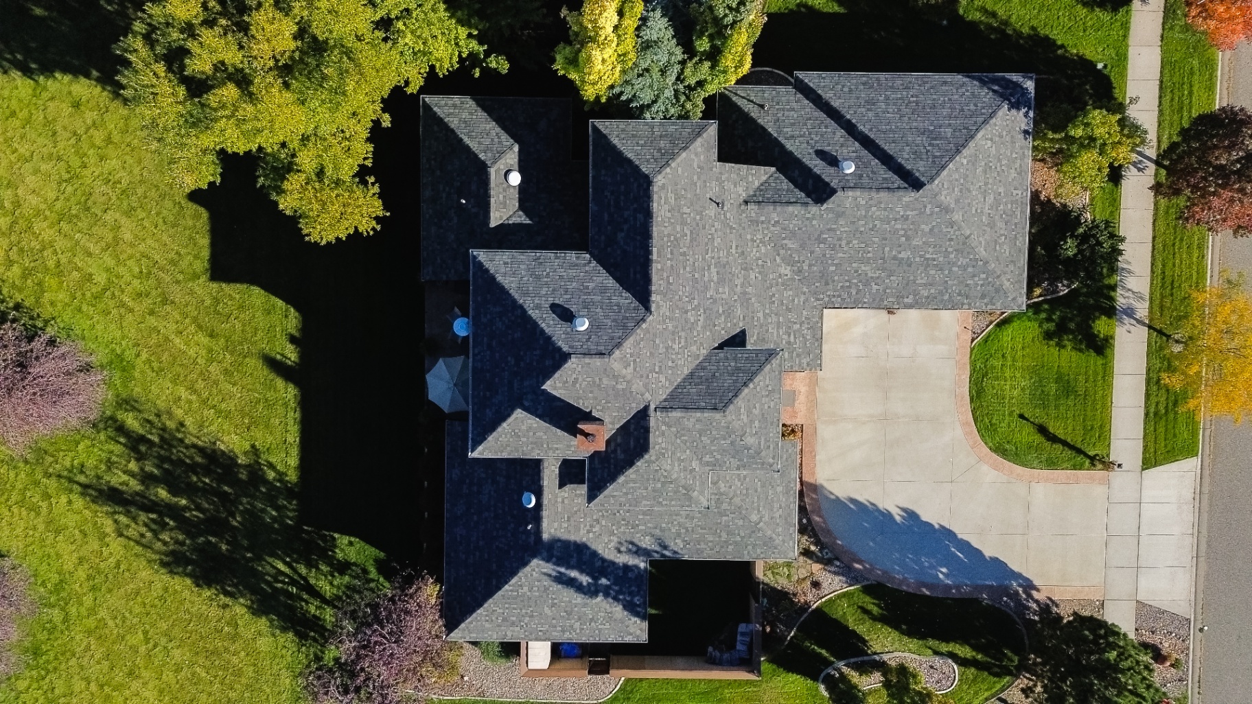 Top-down view of full roof footprint